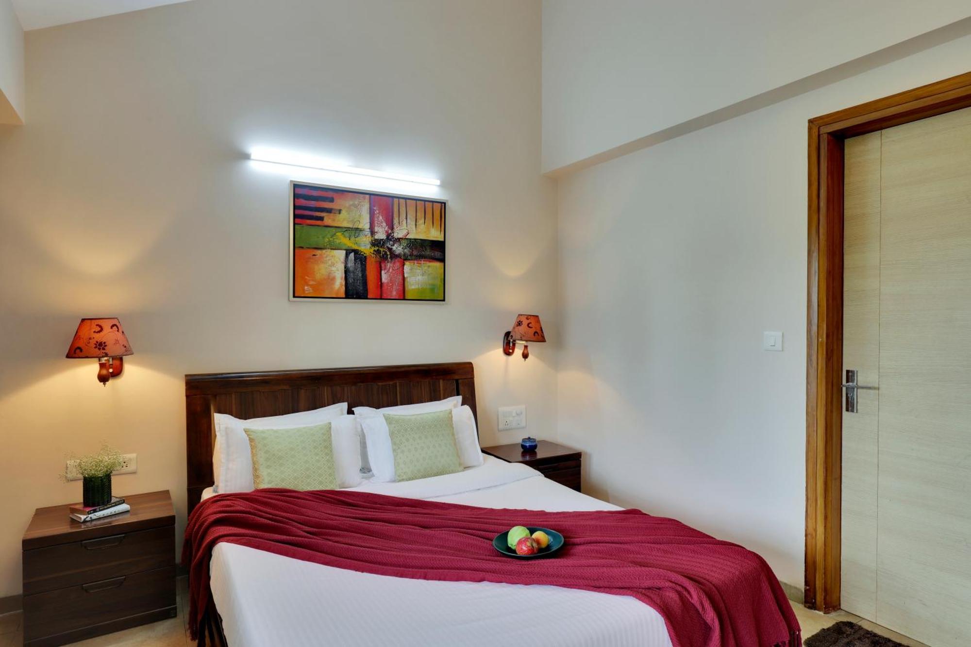 Veera Strand Park Serviced Apartments Near Калангут Екстер'єр фото