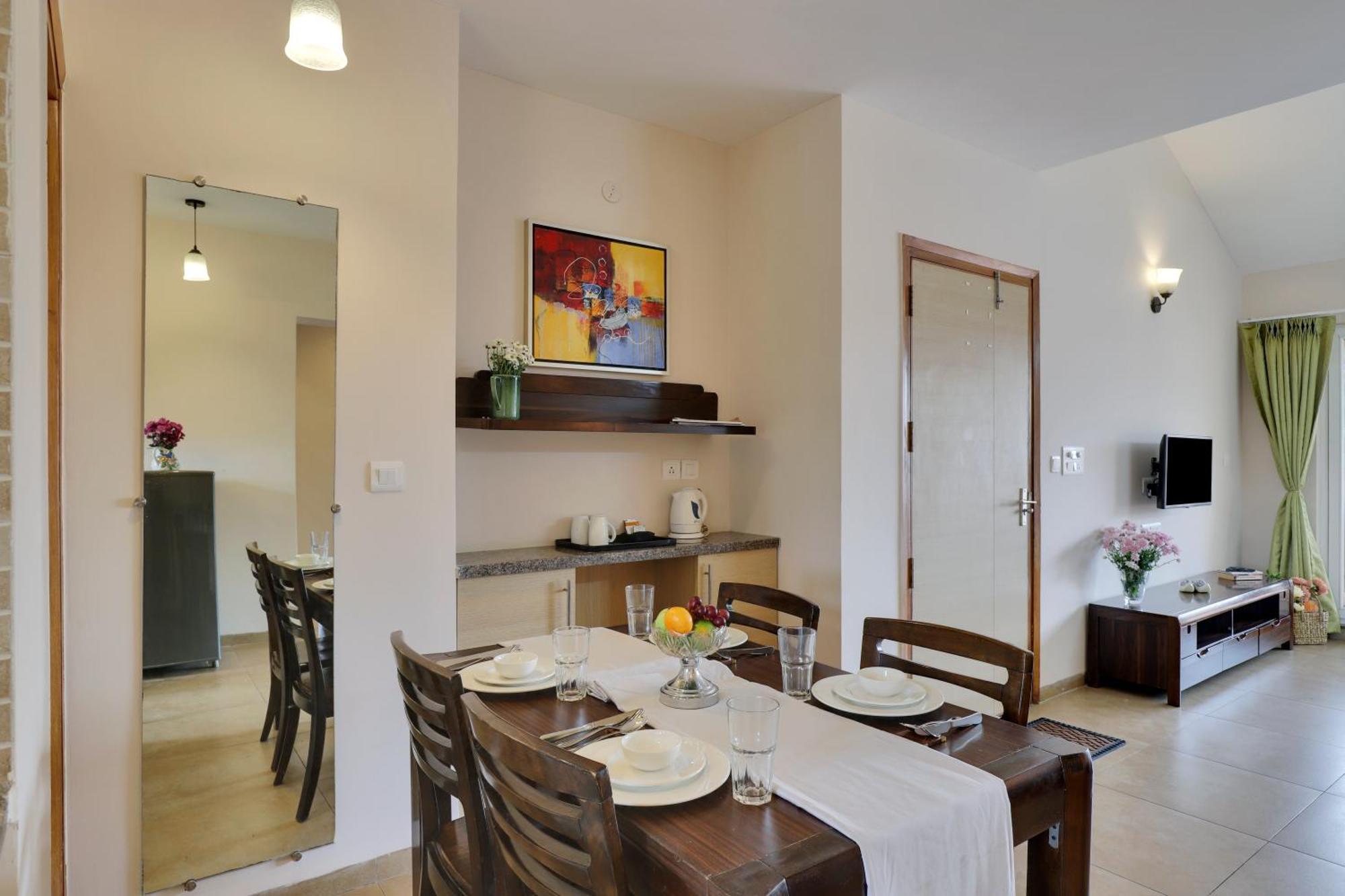 Veera Strand Park Serviced Apartments Near Калангут Екстер'єр фото