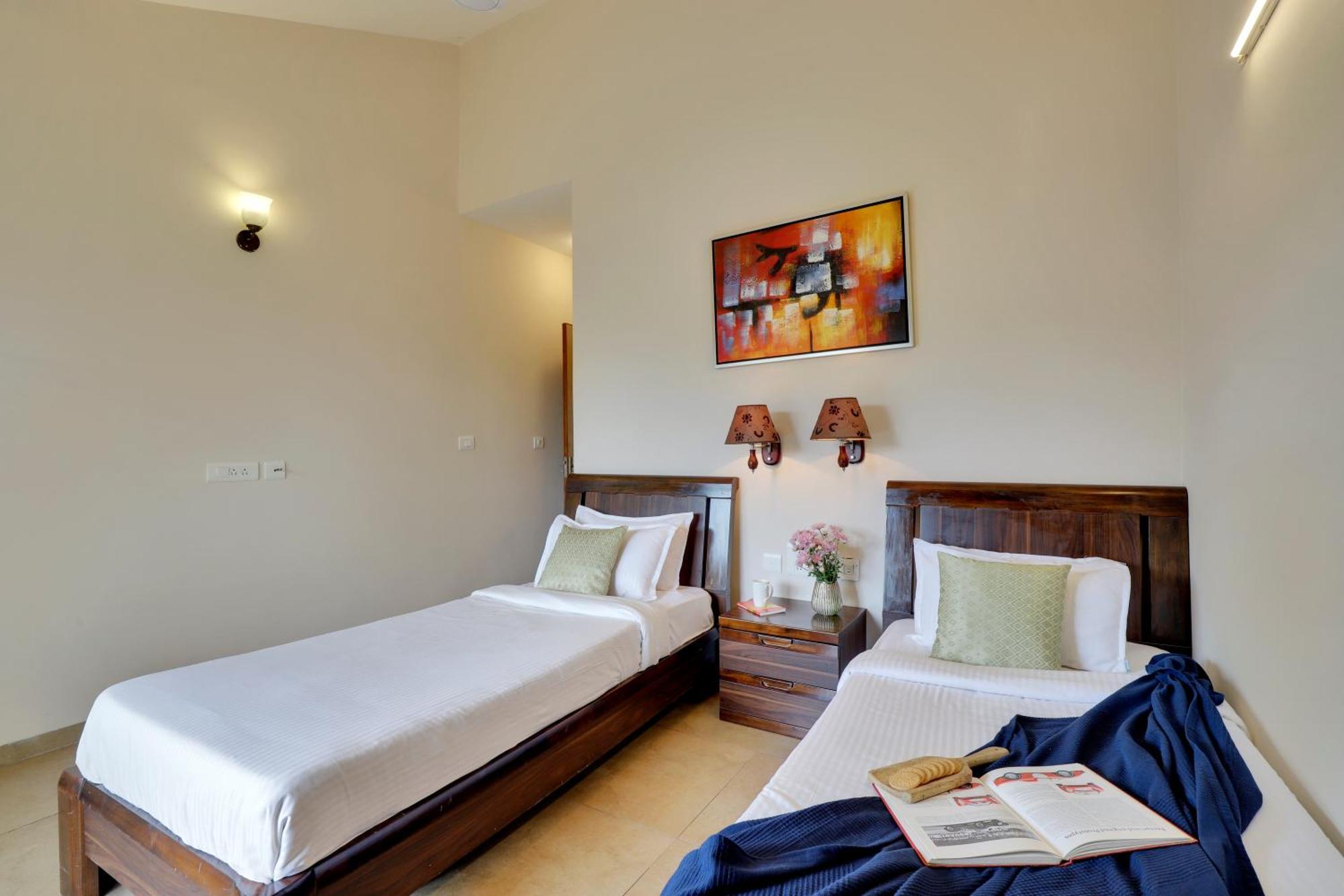 Veera Strand Park Serviced Apartments Near Калангут Екстер'єр фото